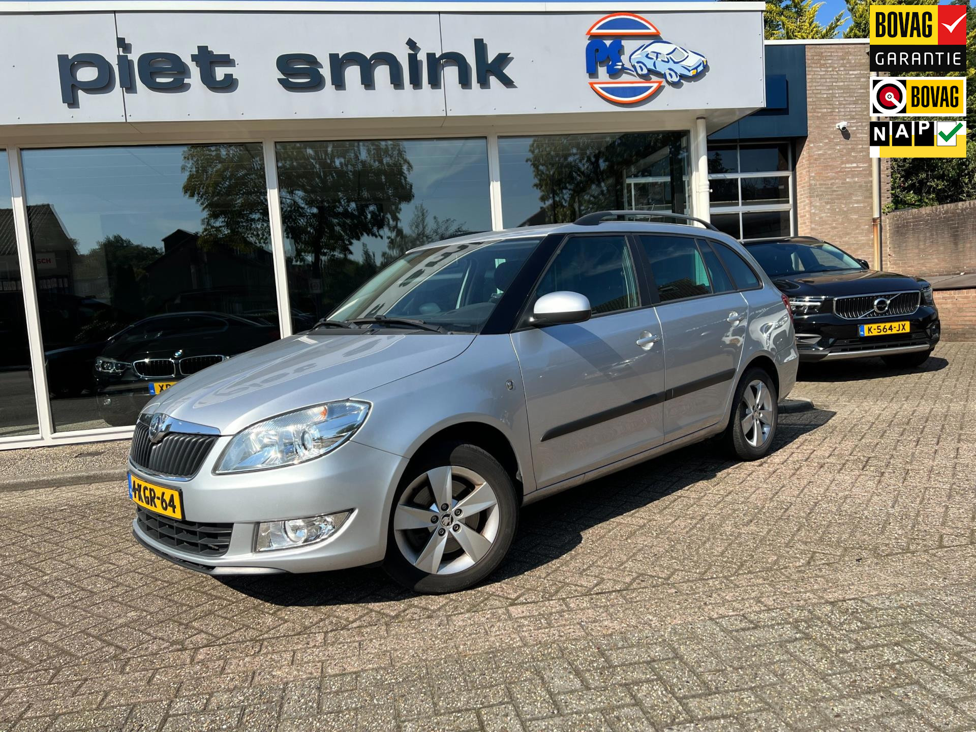 47307333-28.jpg